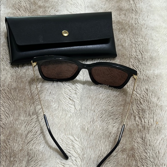 Black Michael Kors Sunglasses MK2079U Zermatt with Case - Picture 2 of 6